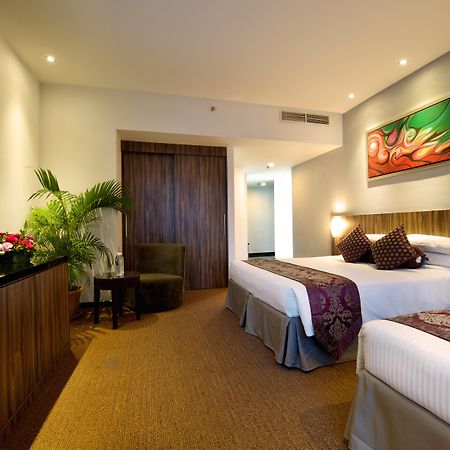 Hotel Royal Куала Лумпур Екстериор снимка