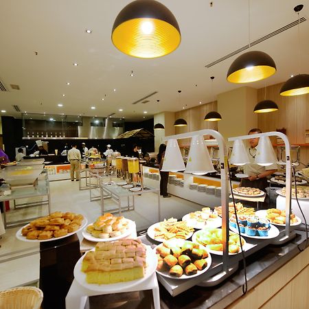 Hotel Royal Куала Лумпур Екстериор снимка