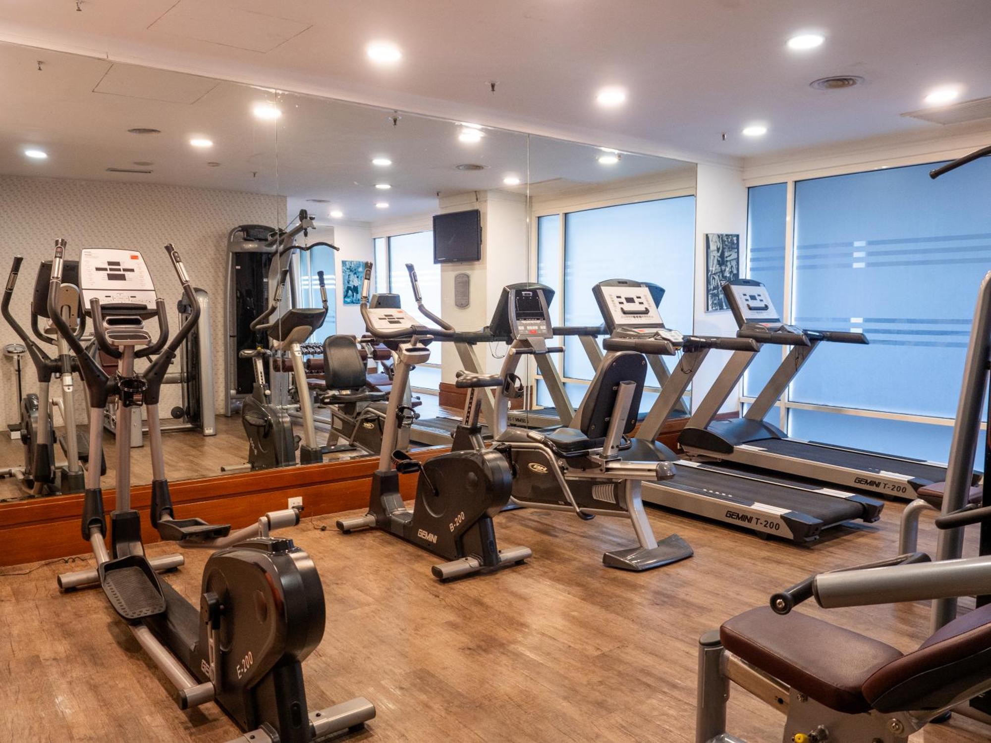 Hotel Royal Куала Лумпур Екстериор снимка