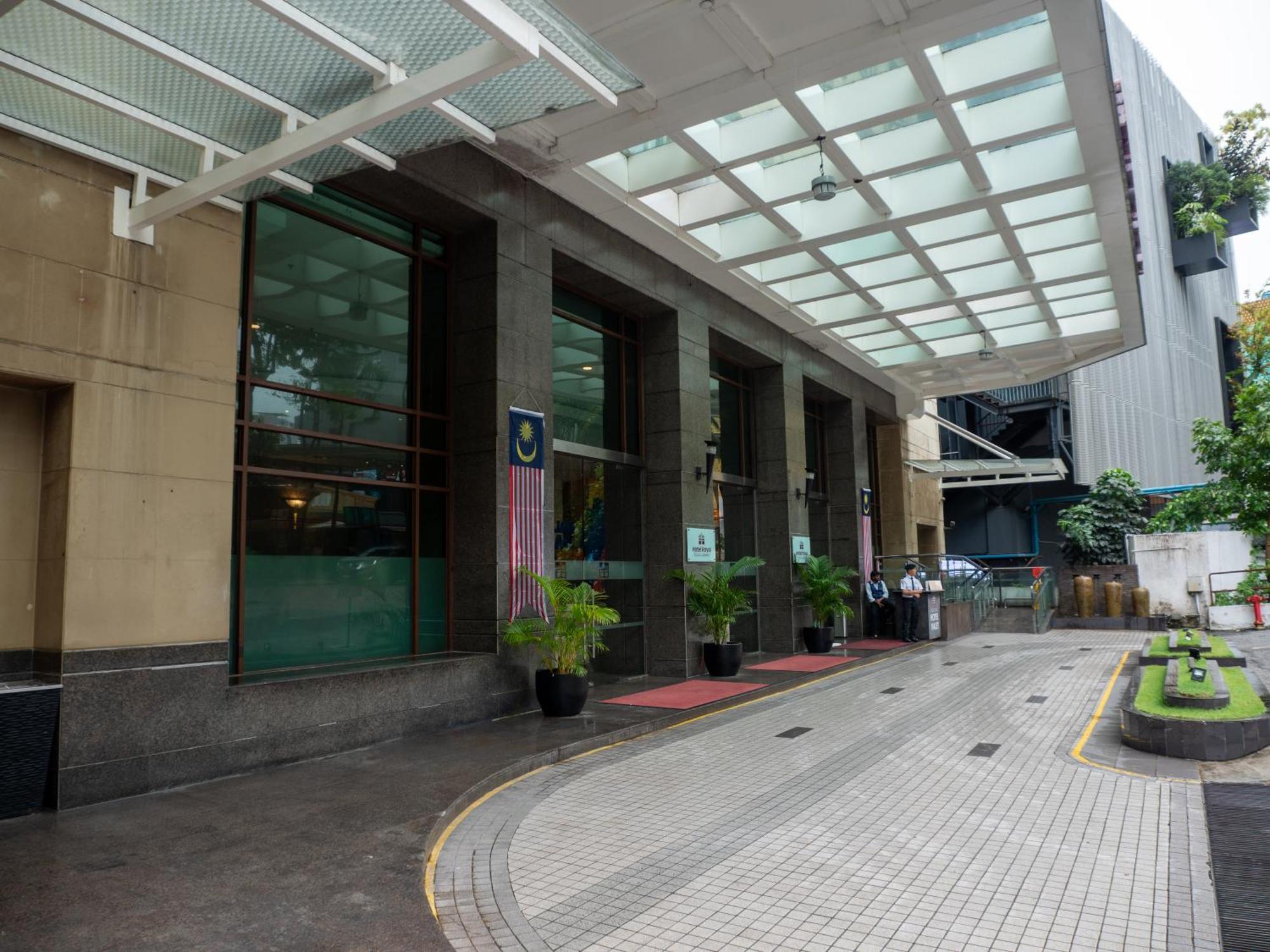 Hotel Royal Куала Лумпур Екстериор снимка