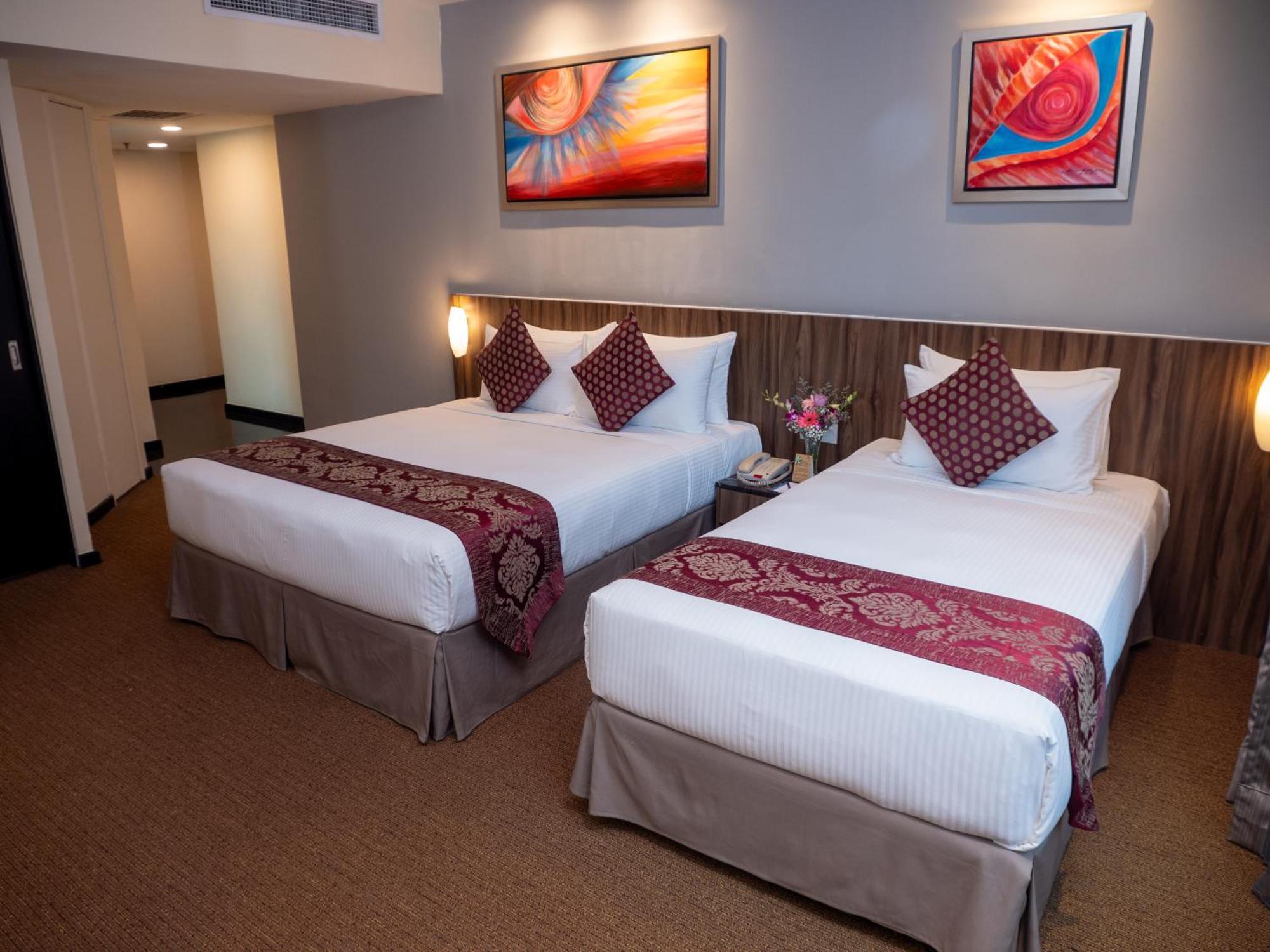 Hotel Royal Куала Лумпур Екстериор снимка
