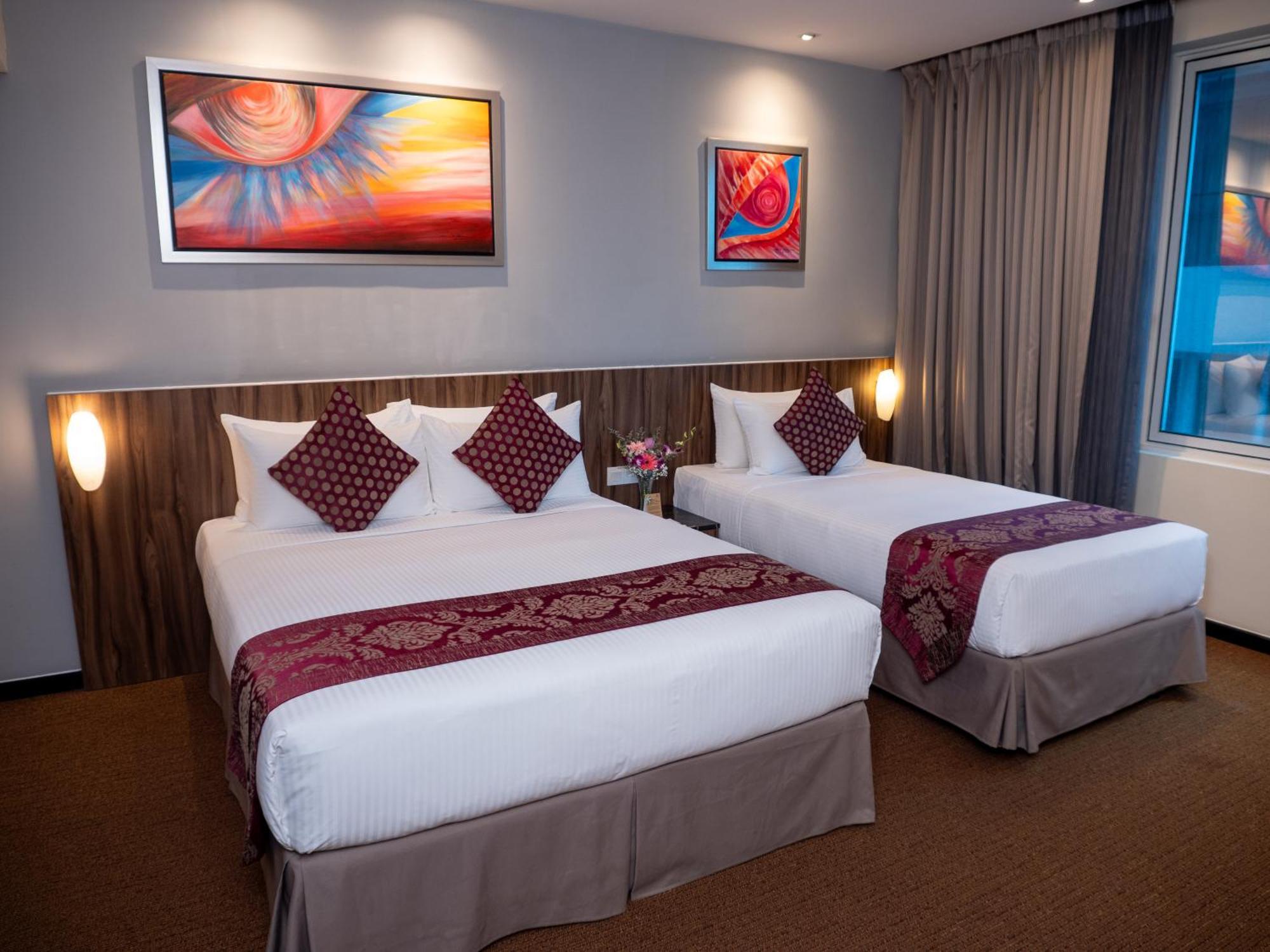 Hotel Royal Куала Лумпур Екстериор снимка