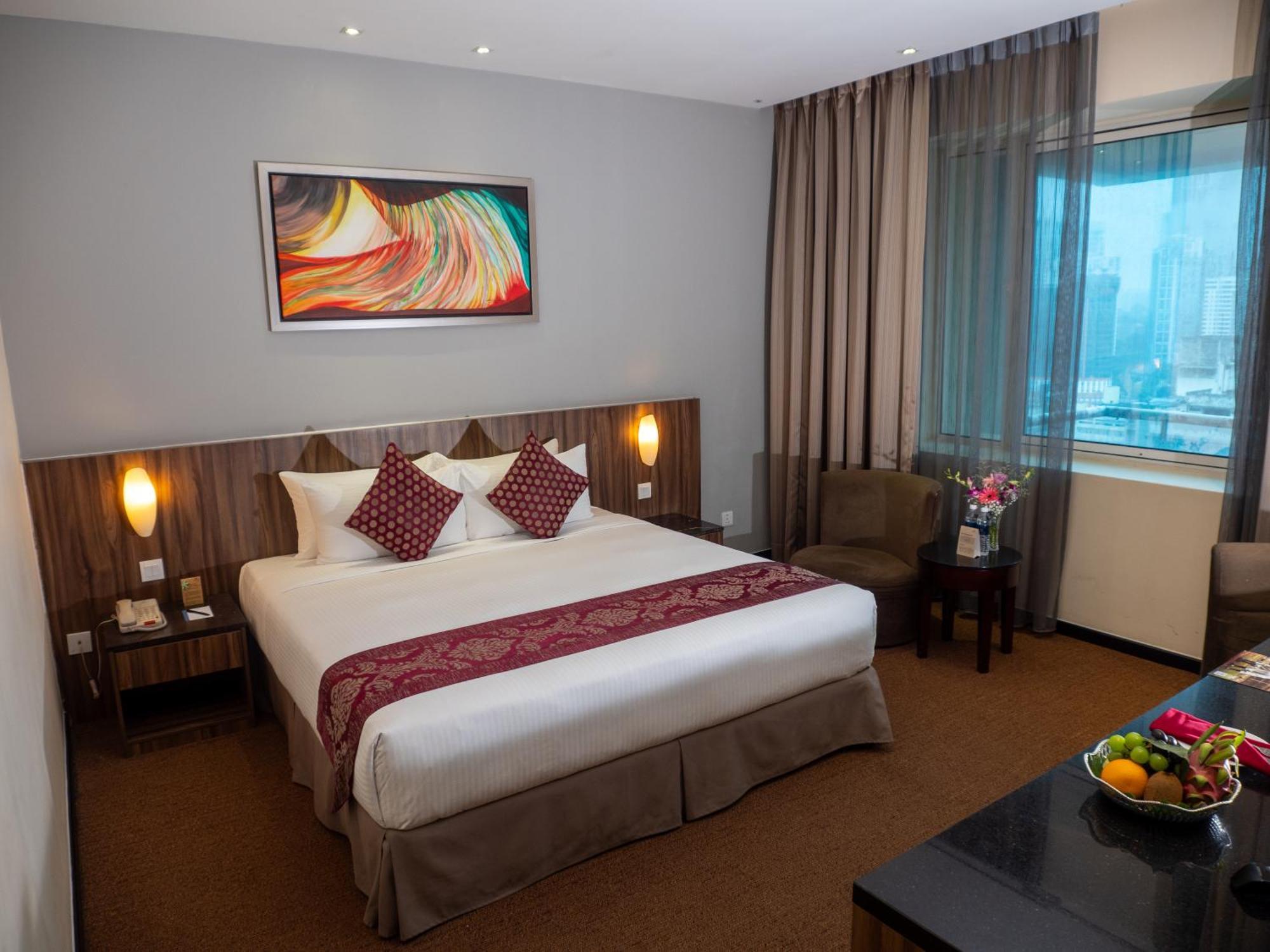 Hotel Royal Куала Лумпур Екстериор снимка