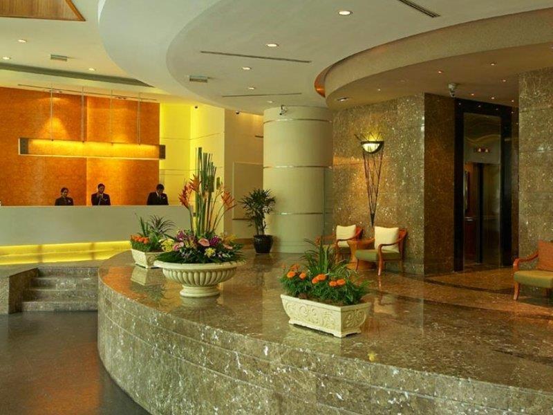 Hotel Royal Куала Лумпур Екстериор снимка