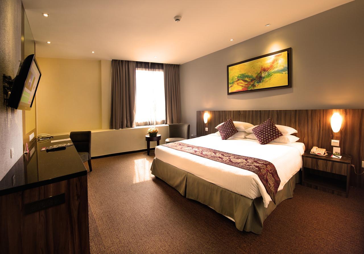 Hotel Royal Куала Лумпур Екстериор снимка